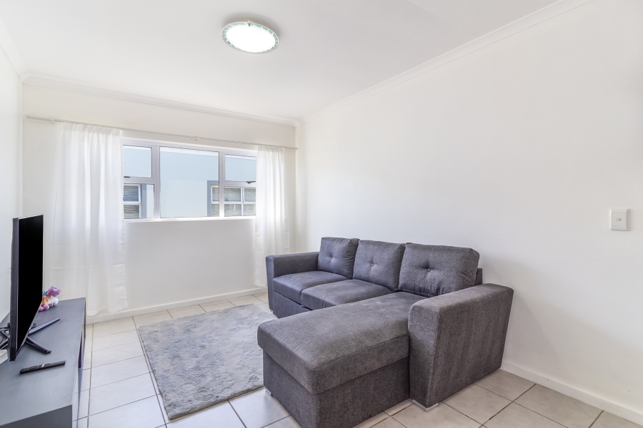 2 Bedroom Property for Sale in Nuutgevonden Western Cape